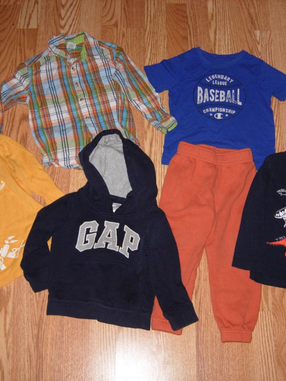 6 Piece Lot 3T